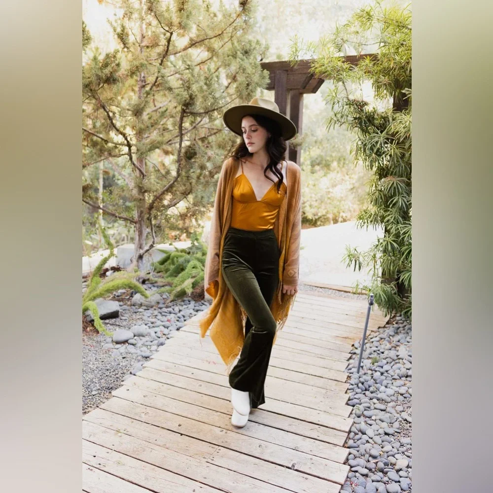 Boho Open Front Fringe Poncho - Picture 3 of 3